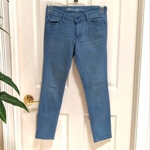 Old Navy Rock Star Mid Rise Jeans Light Wash Sz 4P
